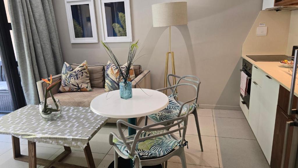 Zimbali Suite 222